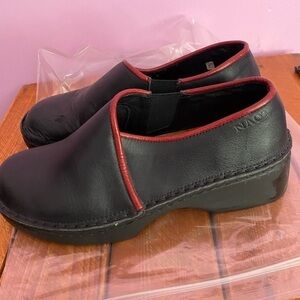 Naot Black Leather Shoes